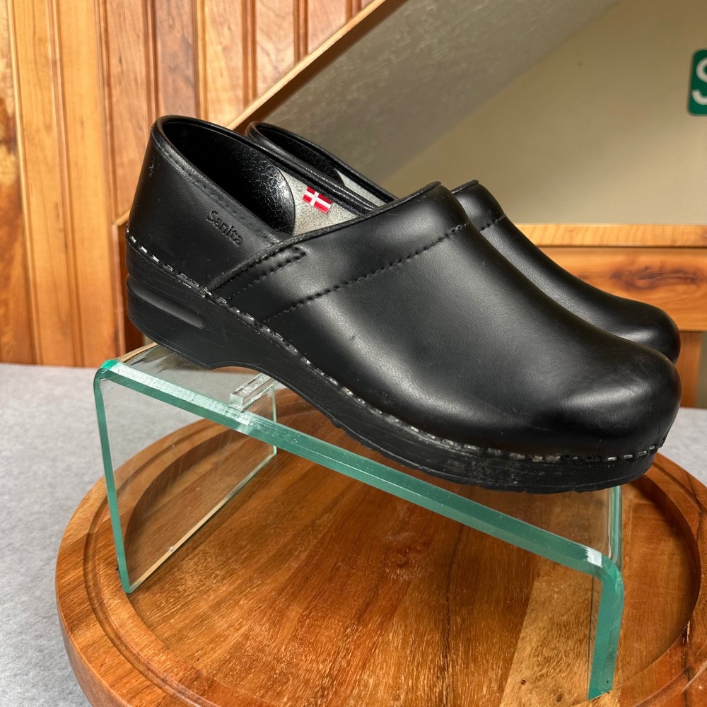 Sanita Professional Oil Leather Black Clogs Womens EU 39 US 8.5-9 Work Shoes